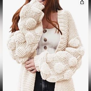 Puffed sleeve cardigan